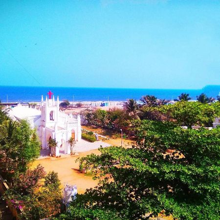 Beach Penthouse, Chennai Bagian luar foto