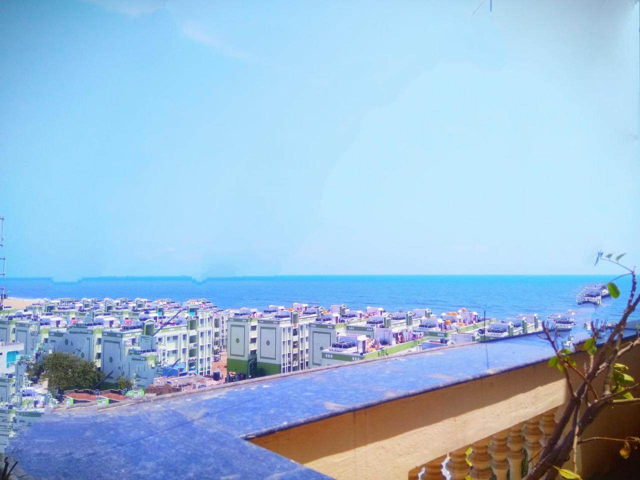 Beach Penthouse, Chennai Bagian luar foto