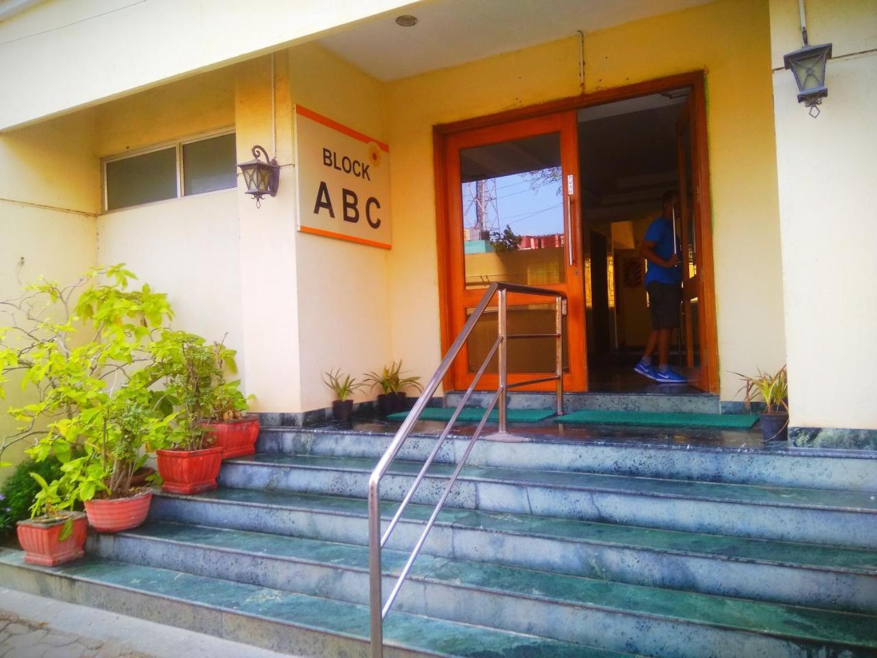 Beach Penthouse, Chennai Bed & Breakfast Bagian luar foto